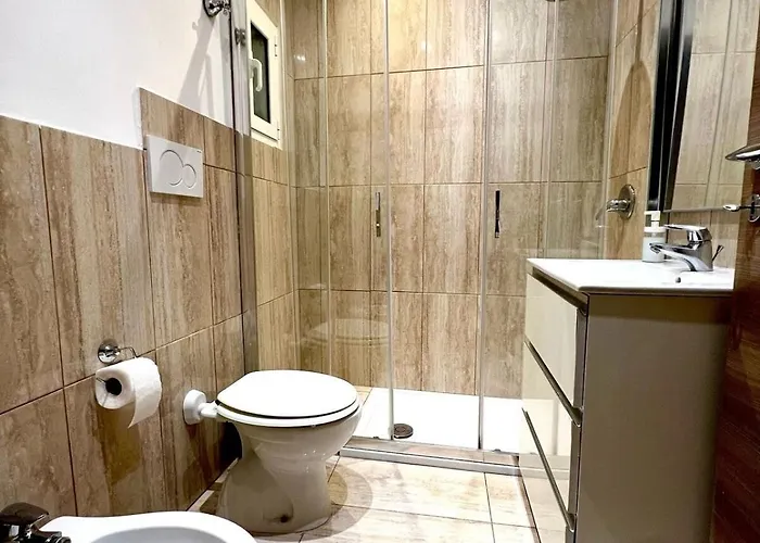Amazing Near Spanish Square Apartament